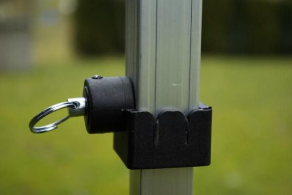 1461439877-249207-big