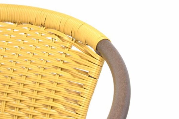 1461451596-281110-big