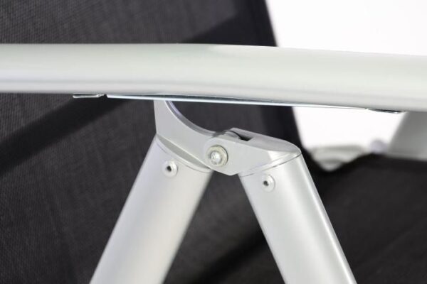 1461452315-395304-big