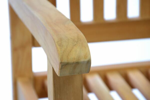 1507547330-787330-big