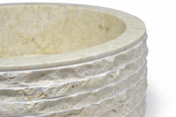 1518599478-592784-big