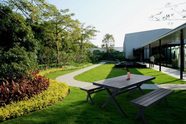 1539350129-104541-big