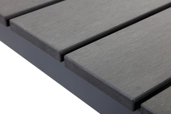 1539350130-701799-big