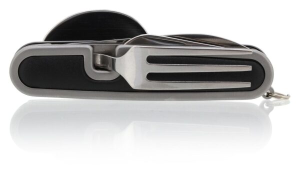 1555395892-689515-big