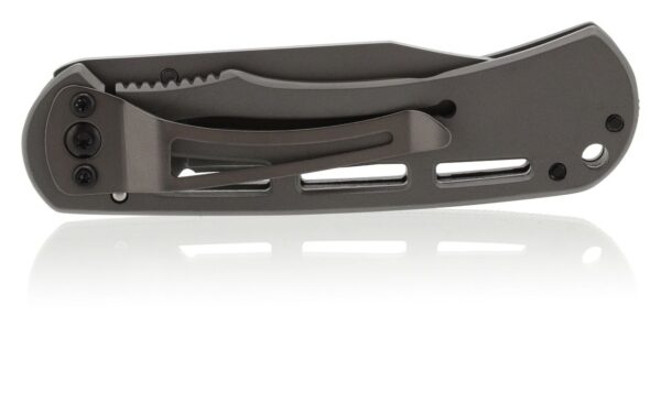 1555403275-394491-big