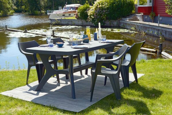 1572512235-888686-big