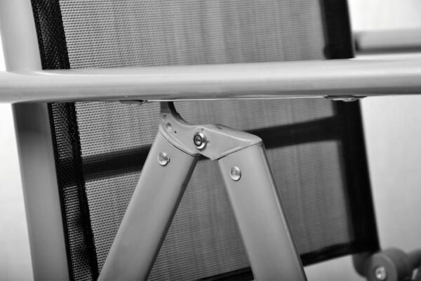 1465998719-827676-big