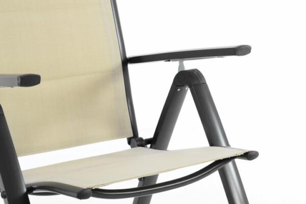 1487758655-352917-big