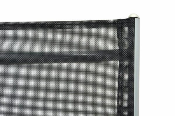 1503487376-19229-big