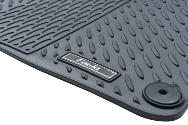 1571665790-954786-big